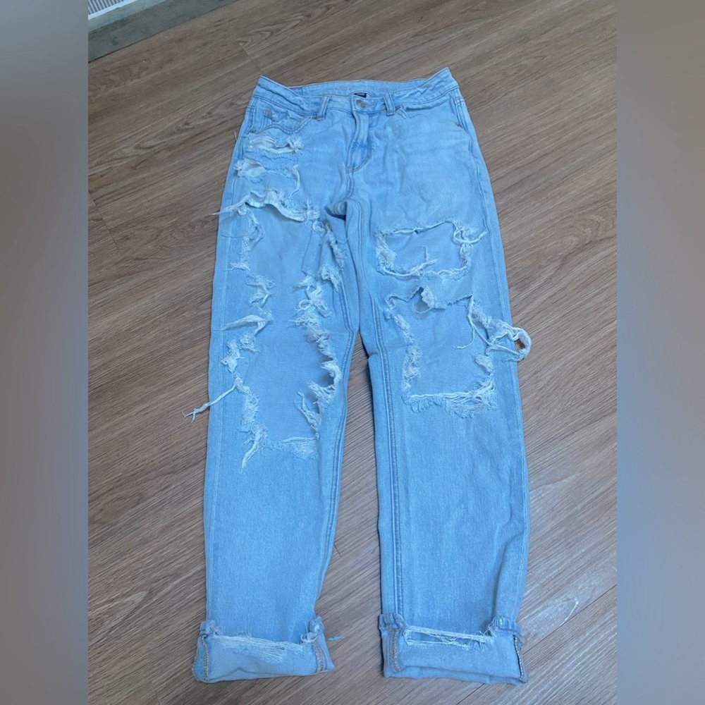 American Eagle Mom Jeans size 2